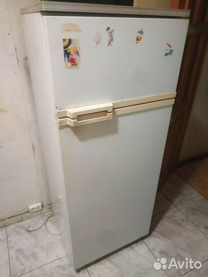 Холодильник бу минск 15