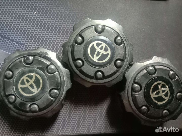 Колпак колёсного диска Toyota 4runner r 15