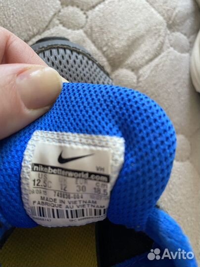 Кроссовки на мальчика Nike 30