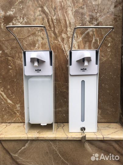 Дозатор локтевой металл для антисептика и мыла