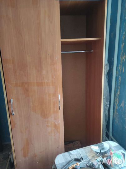 Шкаф