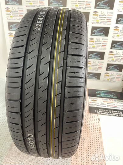 Kumho Ecowing ES31 175/70 R14 88T