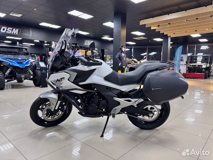 Cfmoto 700MT (ABS)