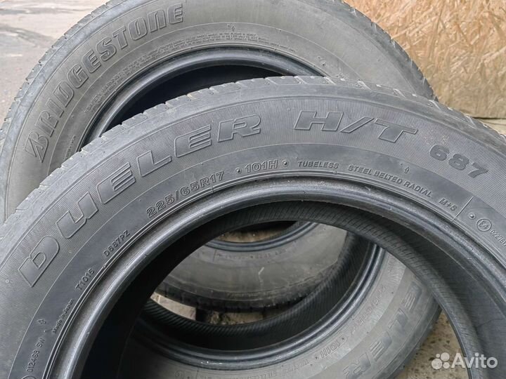 Bridgestone Dueler H/T D687 225/65 R17 101H