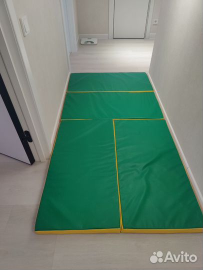 Мат гимнастический складной