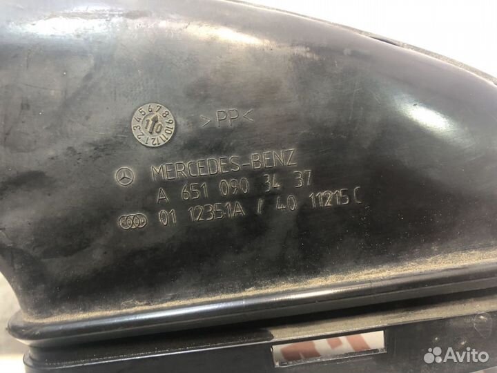 Воздухозаборник 6510903437 Мерседес E-Класс 2012г