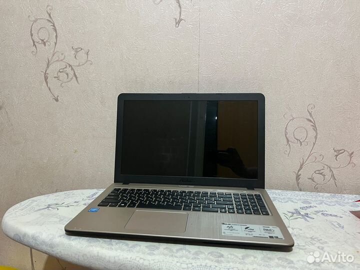Ноутбук asus x540s