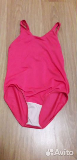 Купальник для девочки 128 -134 размер