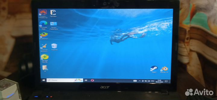 Ноутбук acer продамсрочно