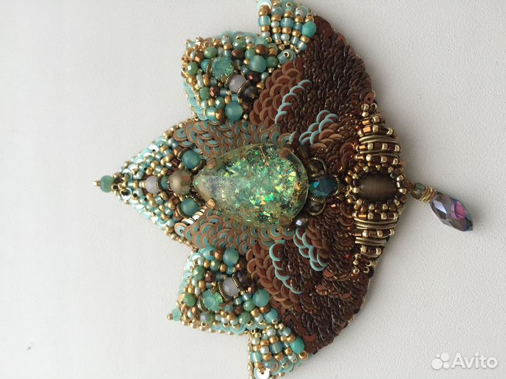 Брошь ручной работы цветок