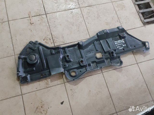 Пыльник двигателя Lexus RX 4 Лексус