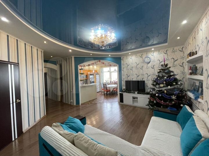 3-к. квартира, 120 м², 3/11 эт.