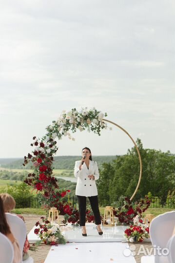 Ведущая и певица Екатерина Примакова