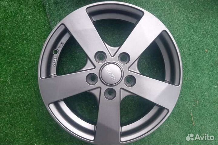 Dezent TD Graphite R15 5/114.3