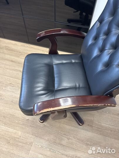 Компьютерное кресло