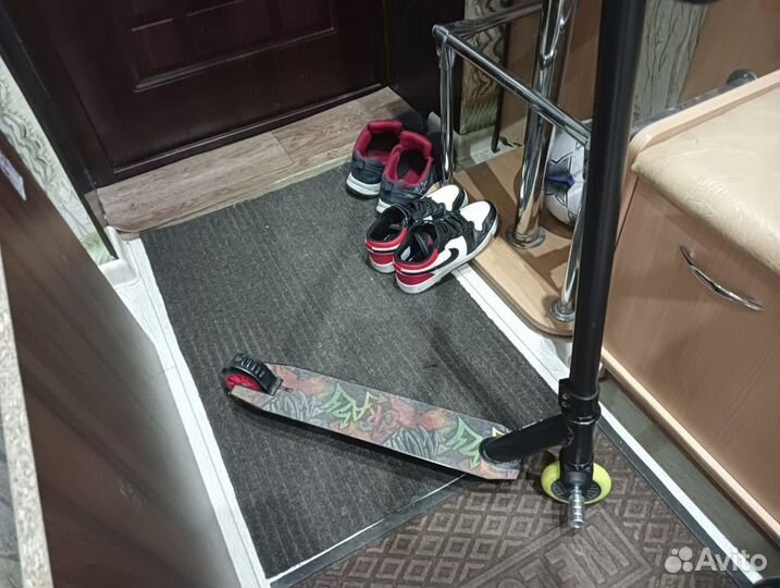 Продам трюковой самокат