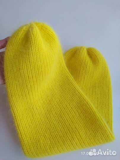 Шапка женская ручной вязки