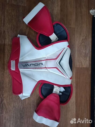 Нагрудник хоккейный bauer