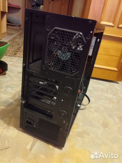 Игровой корпус с модульным блоком питания