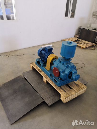 Вакуумный насос ввн1-6 с дв 15х1500