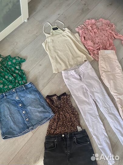 3 пакета одежды