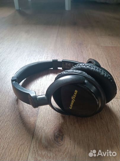 Наушники блютуз