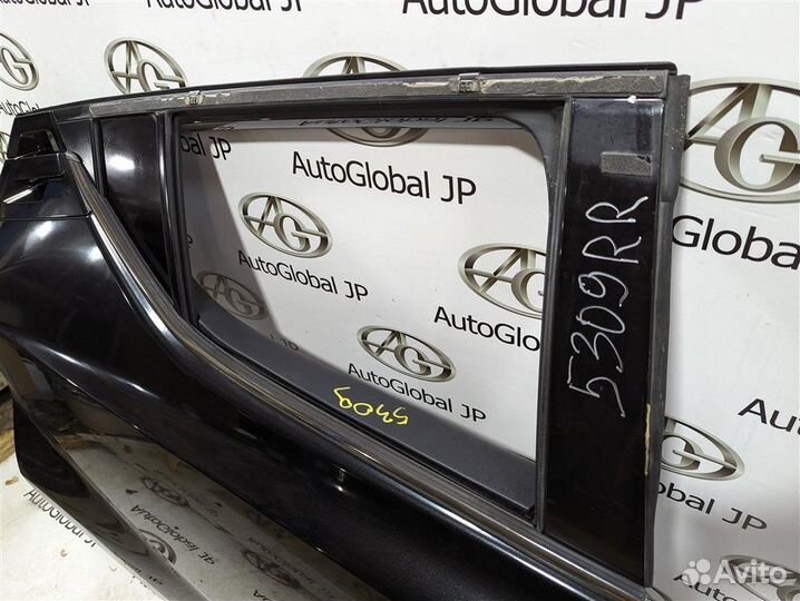 Дверь задняя правая Toyota C-HR