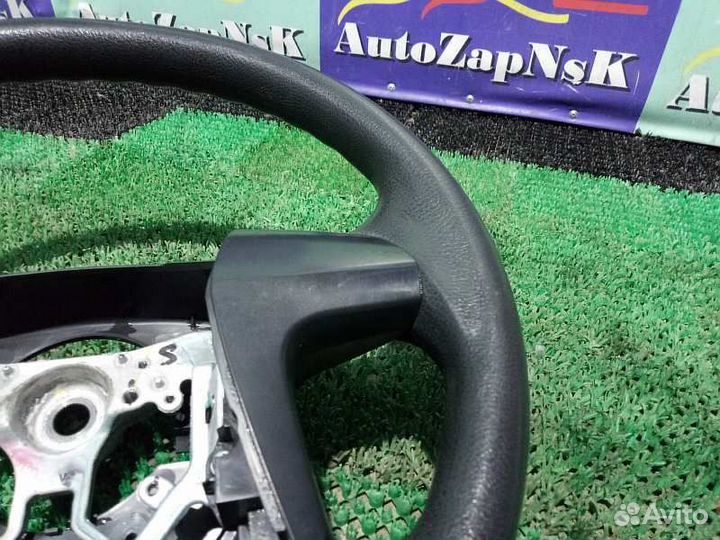 Рулевое колесо Toyota Hilux