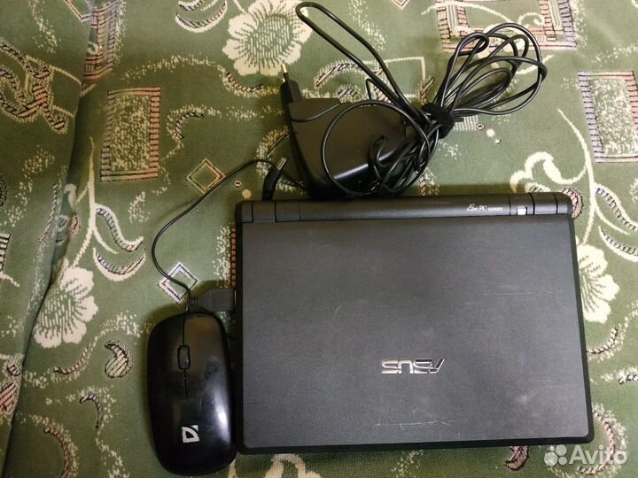 Нетбук Asus