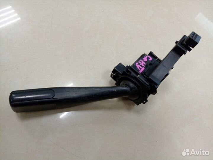 Подрулевой переключатель поворотов Volkswagen Golf