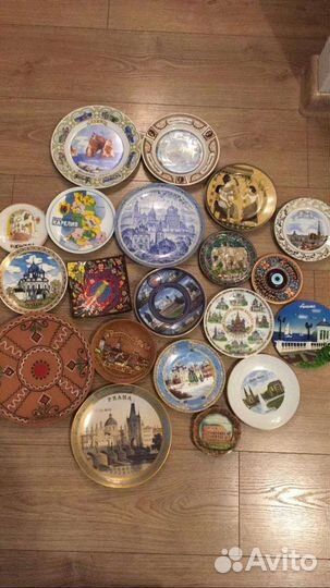 Панно, тарелки для украшения интерьера