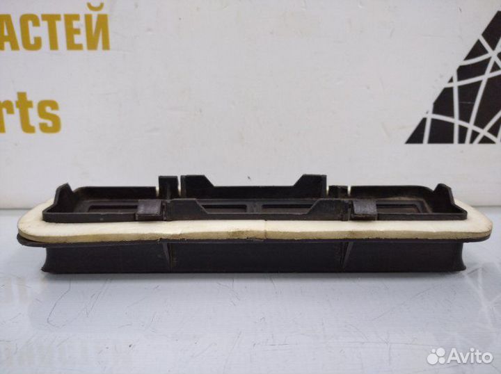 Дефлектор воздушный LADA Granta 1 2190 до