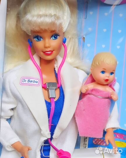 Dr. Barbie Blonde 1993