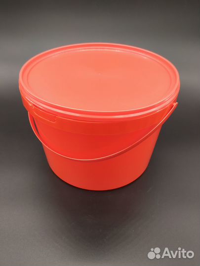 Банки пластиковая тара