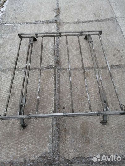 Багажник ваз 2121.заводской. Al