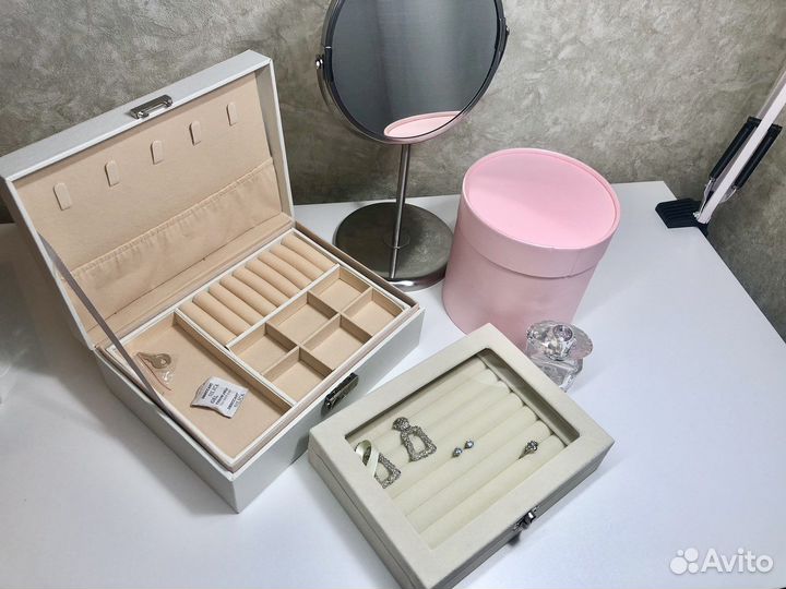 Шкатулка для украшений