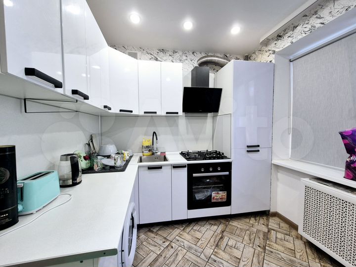 2-к. квартира, 52 м², 2/5 эт.