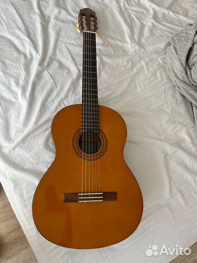 Гитара Yamaha c40