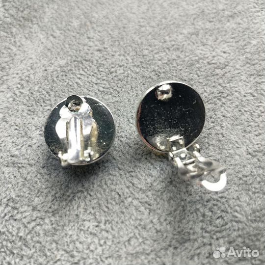 Винтажная бижутерия клипсы