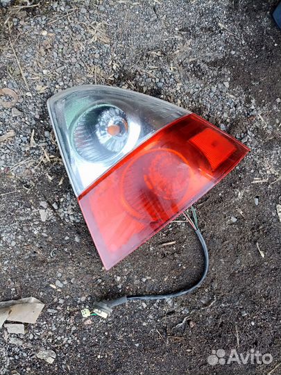 Задний правый фонарь Сузуки liana
