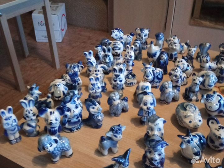 Коллекционные фигурки гжель