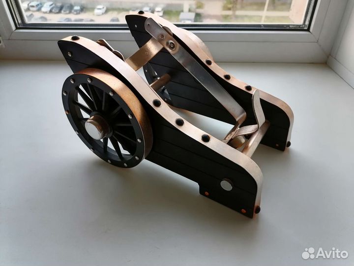 Подставка для бутылки шампанского