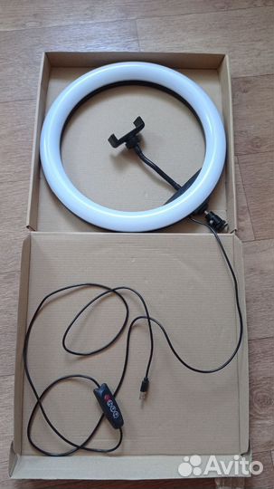 Кольцевая светодиодная лампа 33 см