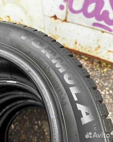 Pirelli Formula Ice 205/55 R16