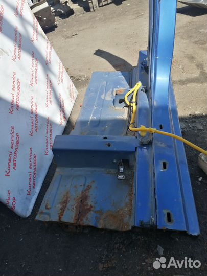 Стойка кузова средняя левая Geely MK