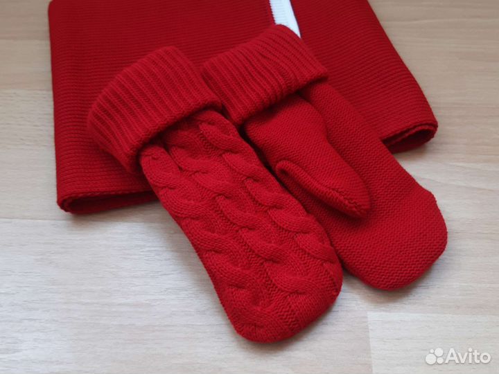 Набор шарф и варежки