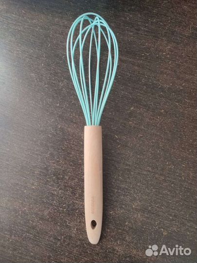 Силиконовая форма для кекса и венчик