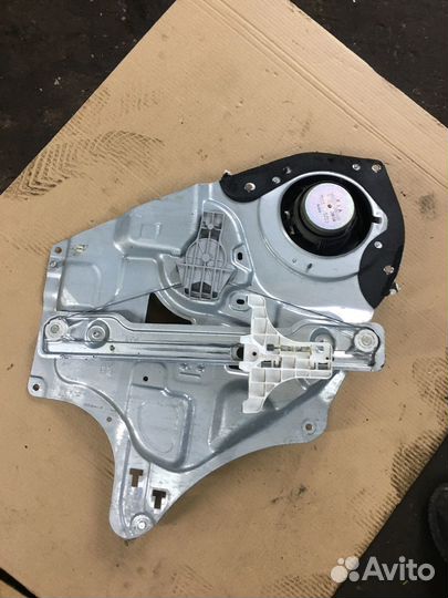 Kia Sportage 3 SL Стеклоподъемник Задний правый