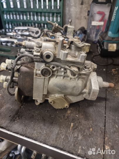 Топливный насос тнвд Тойота Ленд Крузер-80