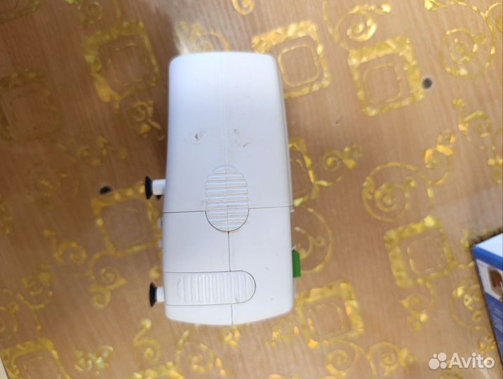 Автокормушка для рыб